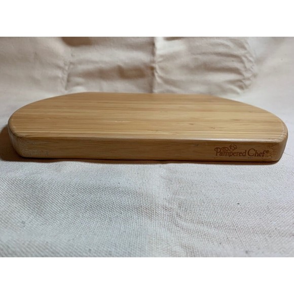 Pampered Chef Bamboo Cutting Board Charcuterie Board - Picture 3 of 3